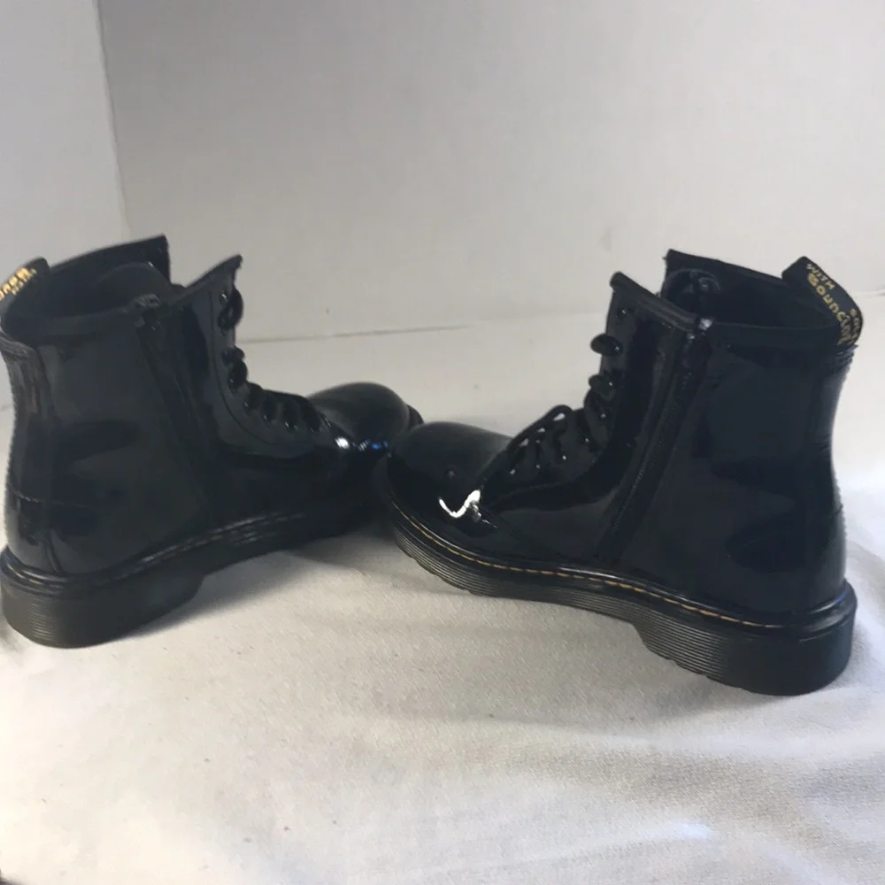 Dr. Martens stylish black